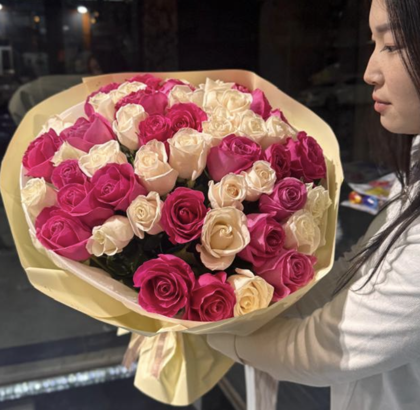 Букет Цветных роз 41шт 60см